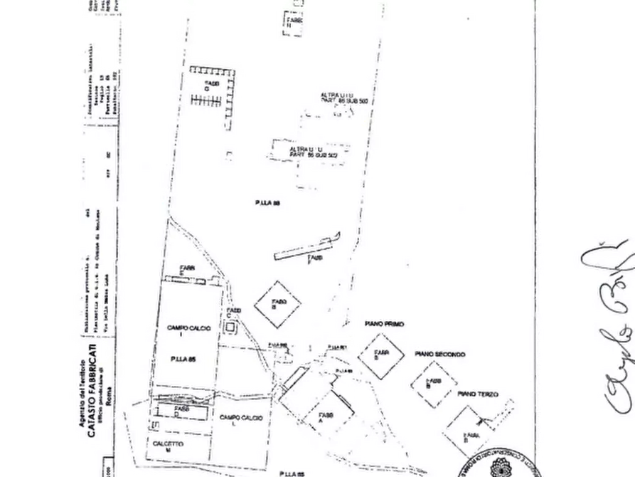 Immagine 8 di Stabile in vendita  in Località Mezzaluna  a Mentana