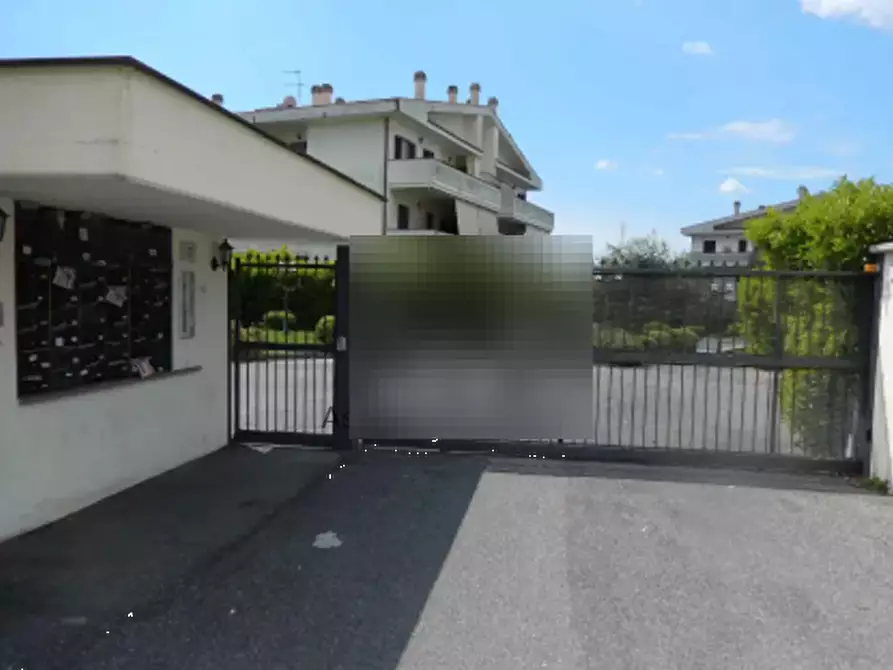 Immagine 2 di Appartamento in vendita  in Via Gioele Solari a Roma