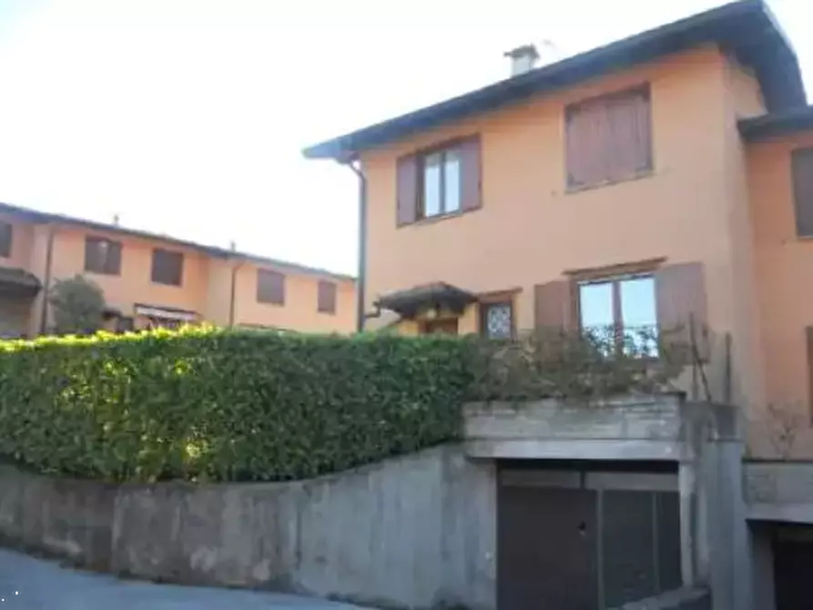 Immagine 4 di Villetta a schiera in vendita  in Via Marie Therese Steiert   a Magreglio