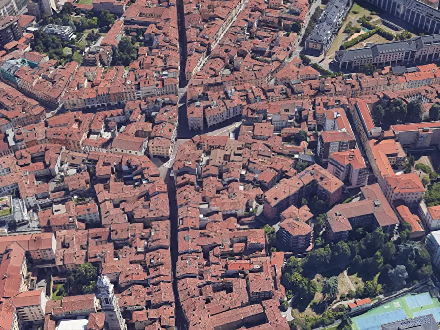 Immagine 7 di Appartamento in vendita  in Via Sant'Alessandro a Bergamo