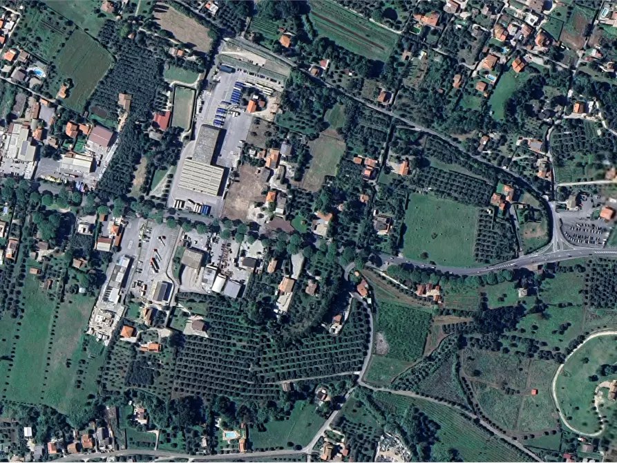 Immagine 1 di Villa in vendita  in  via Appia Sud a Velletri