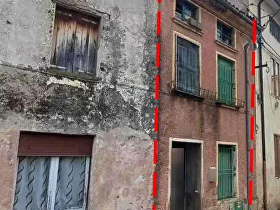 Immagine 1 di Porzione di casa in vendita  in Via G. Garibaldi a Chiuppano