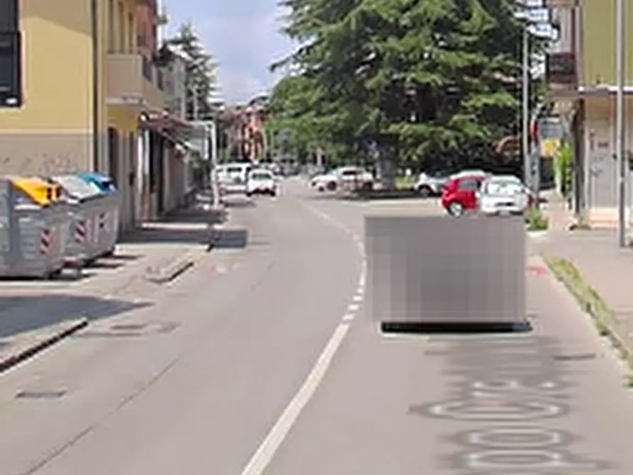 Immagine 6 di Garage in vendita  in  Via Jacopo Crescini  a Padova