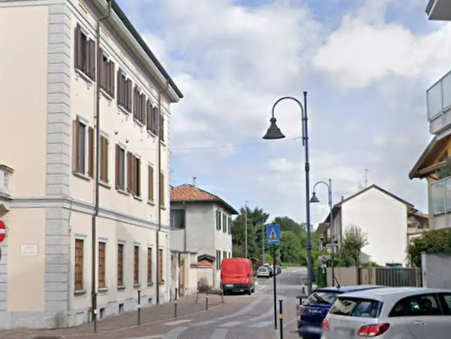 Immagine 12 di Negozio in vendita  in P.zza Garibaldi a Lesmo