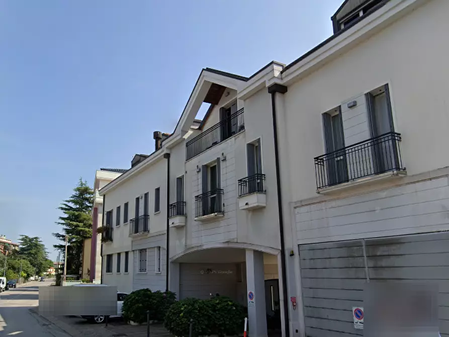Immagine 7 di Appartamento in vendita  in Via Jacopo Crescini a Padova