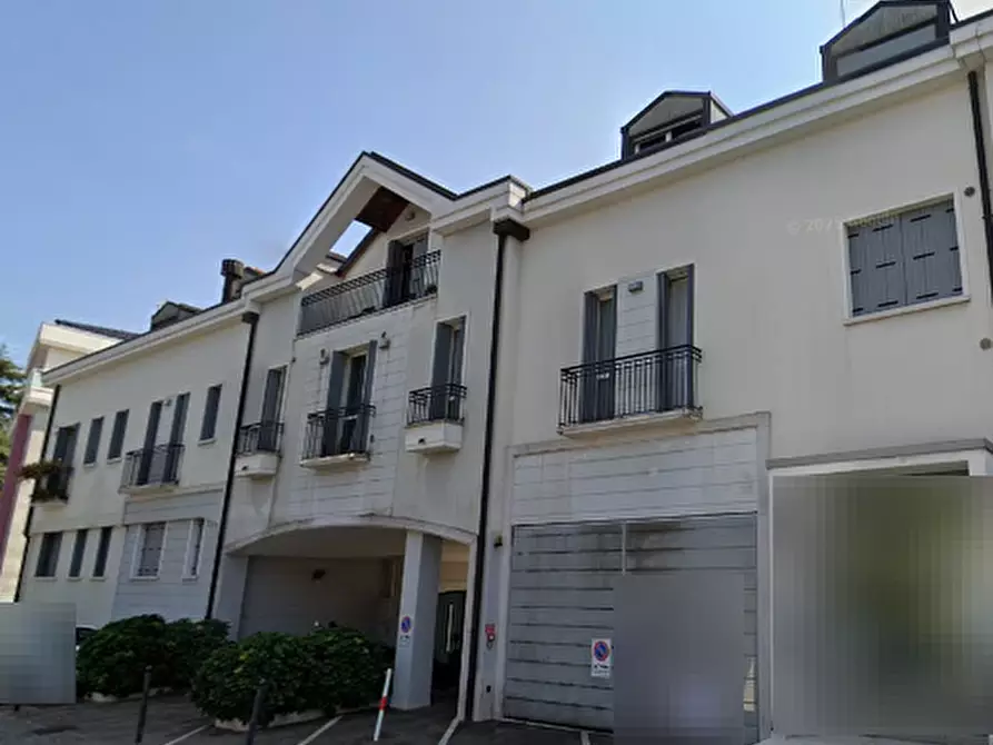 Immagine 8 di Appartamento in vendita  in Via Jacopo Crescini a Padova