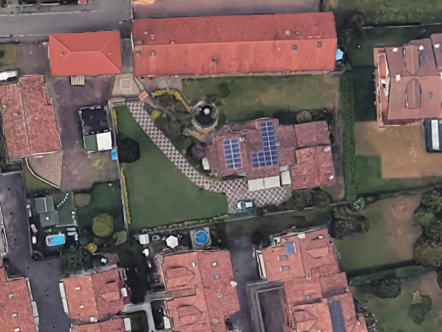 Immagine 6 di Appartamento in vendita  in Via Cascina Tamburina a Usmate Velate