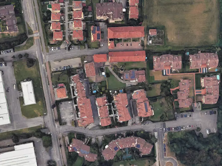 Immagine 7 di Appartamento in vendita  in Via Cascina Tamburina a Usmate Velate