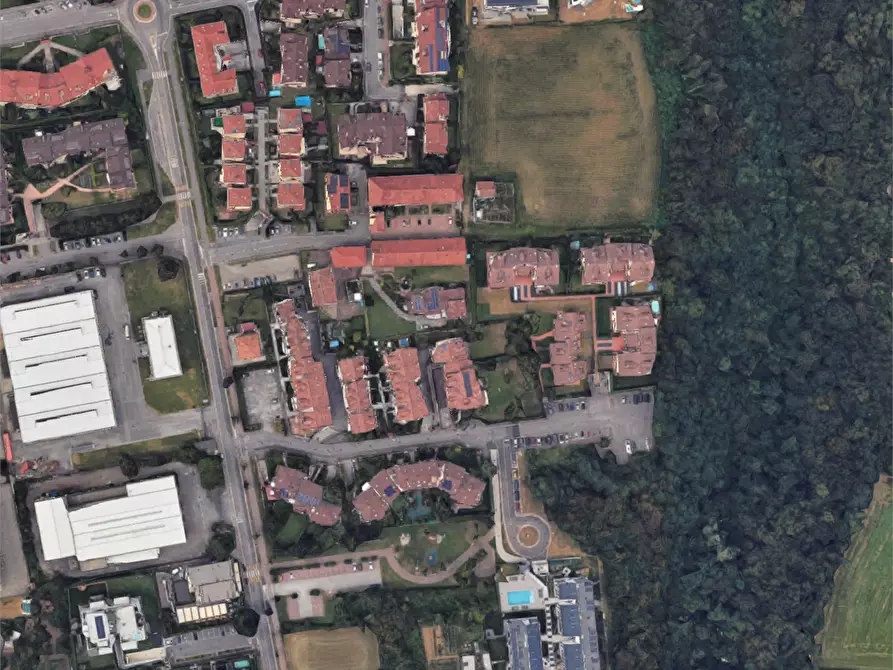 Immagine 8 di Appartamento in vendita  in Via Cascina Tamburina a Usmate Velate