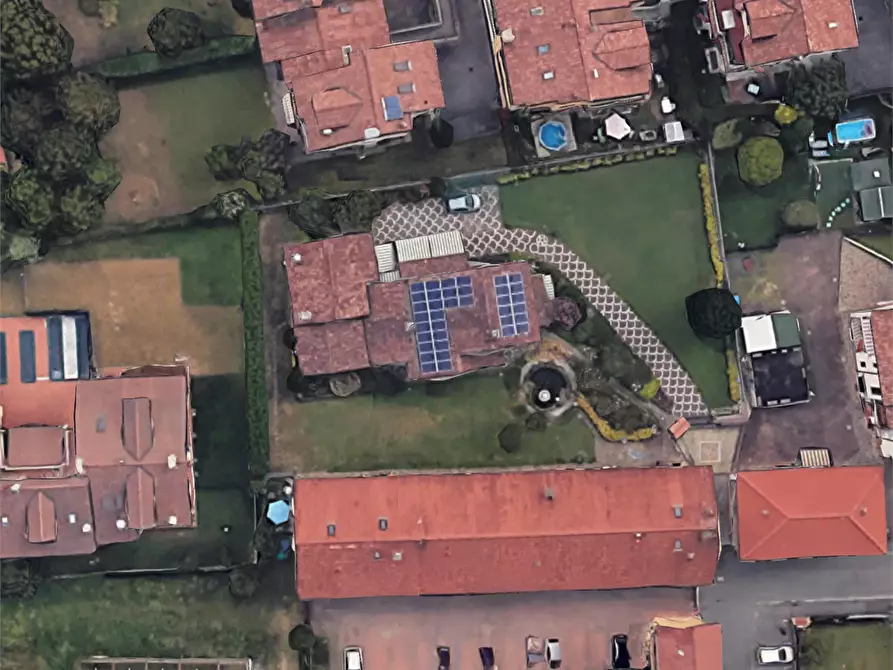 Immagine 25 di Appartamento in vendita  in Via Cascina Tamburina a Usmate Velate