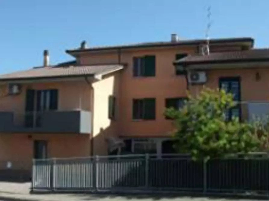 Immagine 2 di Appartamento in vendita  in Via Romea Vecchia a Ravenna