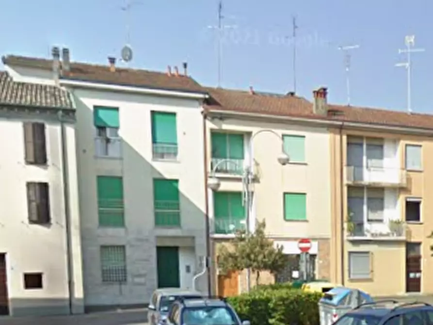 Immagine 5 di Appartamento in vendita  in Piazza Calcagnini a Fusignano