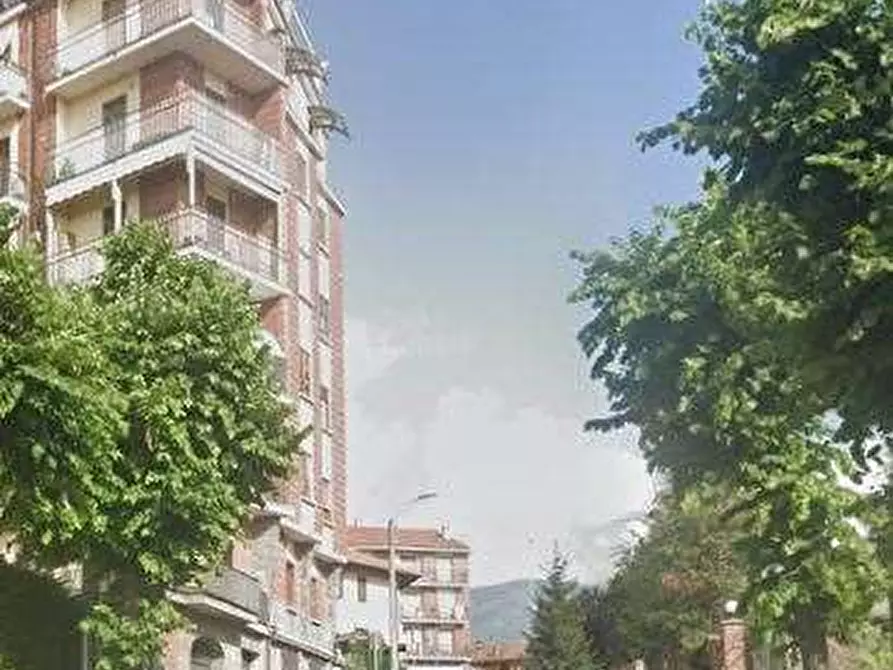 Immagine 11 di Appartamento in vendita  in Via Cesare Balbo a San Gillio