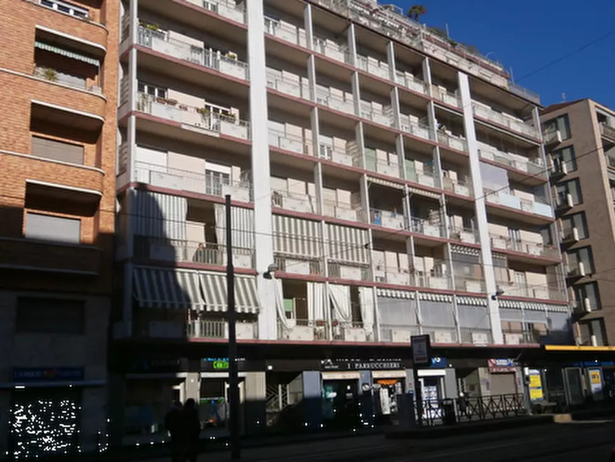 Immagine 1 di Appartamento in vendita  in Corso Giulio Cesare  a Torino