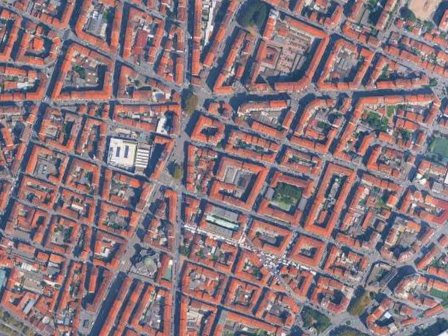 Immagine 11 di Appartamento in vendita  in Corso Giulio Cesare  a Torino