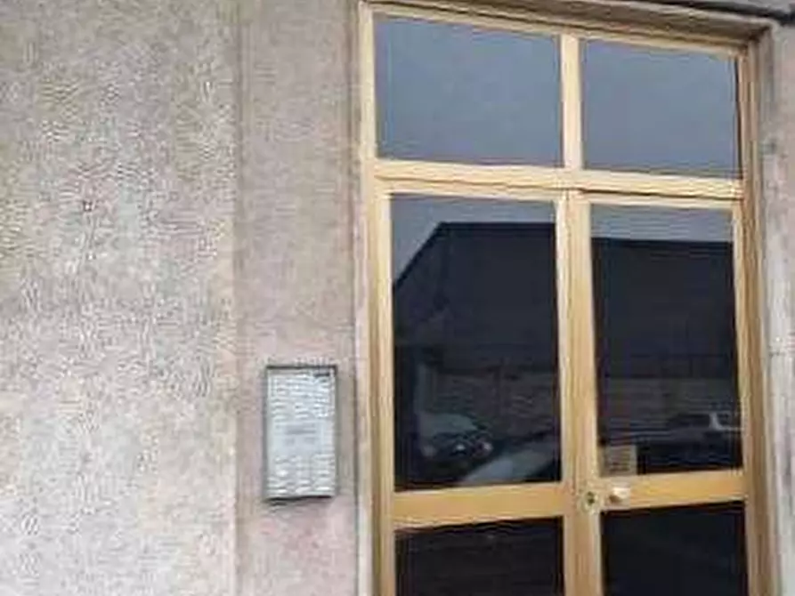 Immagine 5 di Appartamento in vendita  in Viale Spagna a Cologno Monzese