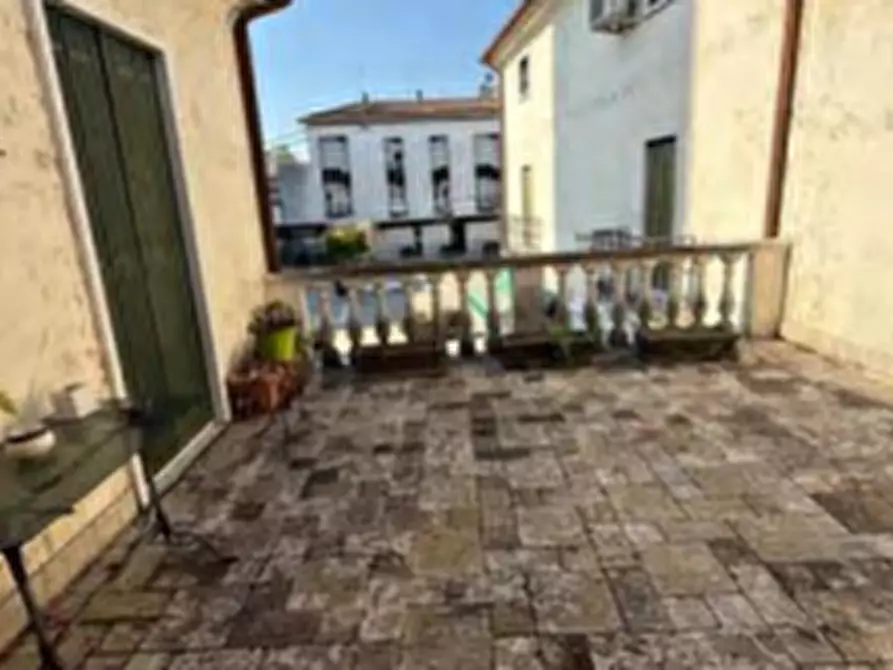 Immagine 5 di Appartamento in vendita  in Via Piazza Umberto I  a Camisano Vicentino