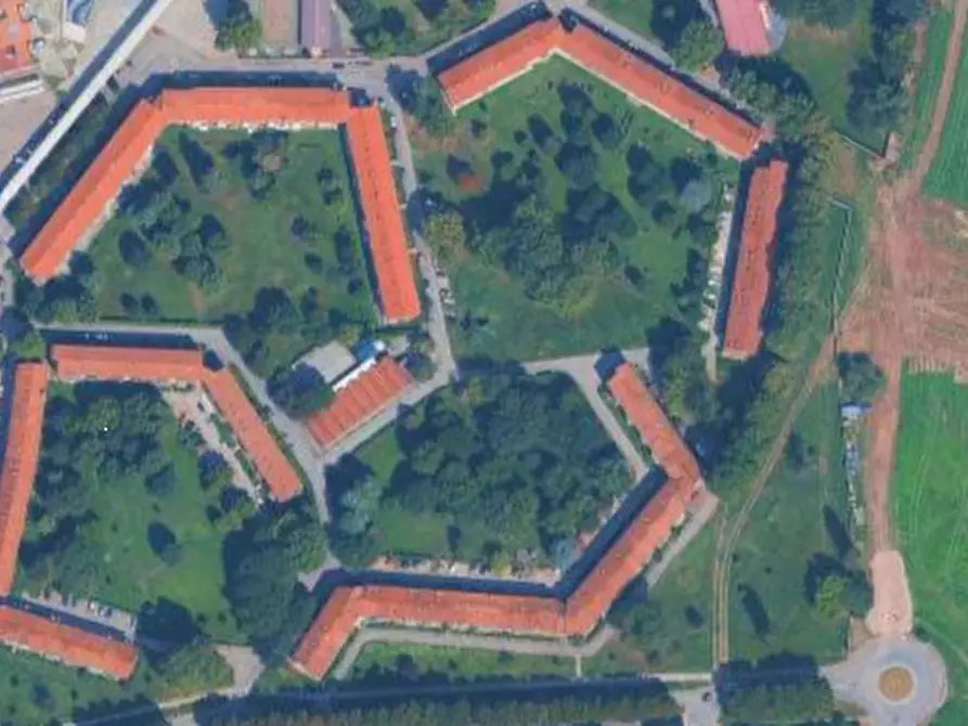 Immagine 18 di Appartamento in vendita  in Via dei Pioppi  a Torino