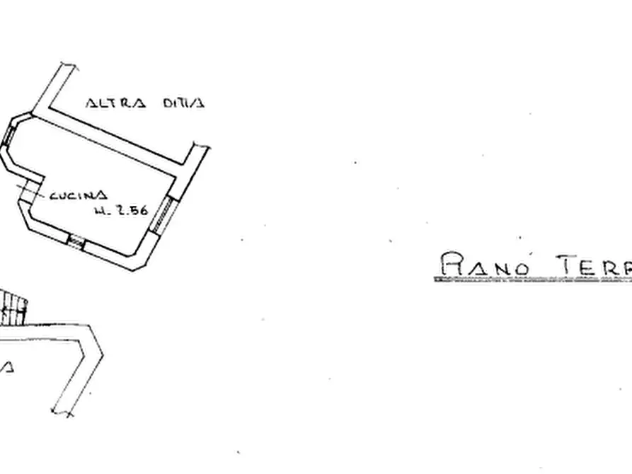 Immagine 24 di Porzione di casa in vendita  in Via Maestra a Revine Lago