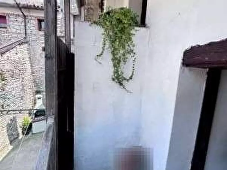 Immagine 5 di Porzione di casa in vendita  in Via Maestra a Revine Lago
