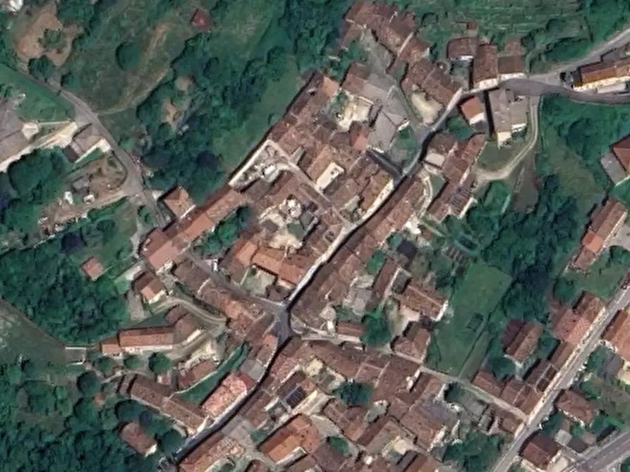 Immagine 20 di Porzione di casa in vendita  in Via Maestra a Revine Lago