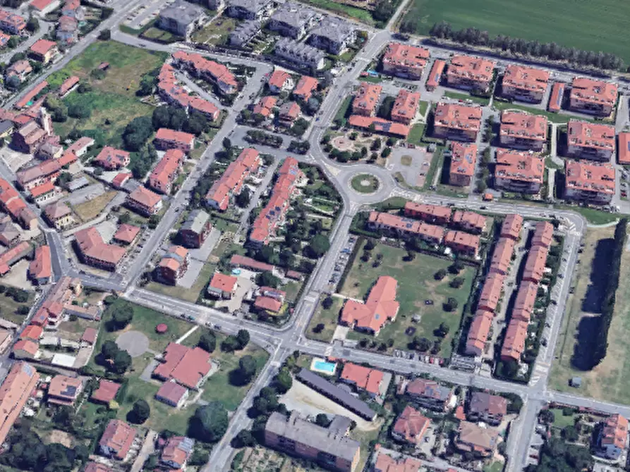 Immagine 2 di Garage in vendita  in Via Papa Wojtyla a Vermezzo Con Zelo