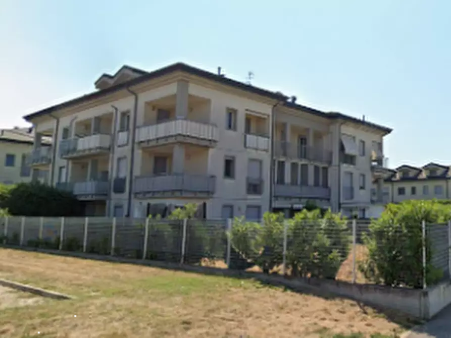 Immagine 9 di Appartamento in vendita  in Via Galileo Galilei a Vermezzo Con Zelo