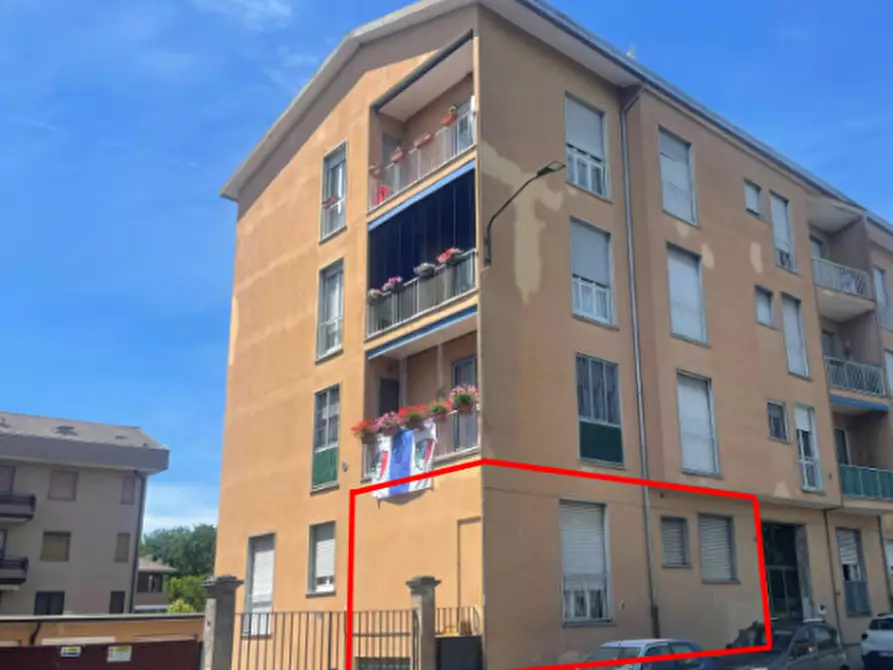 Immagine 1 di Appartamento in vendita  in Via Stelvio a Limbiate
