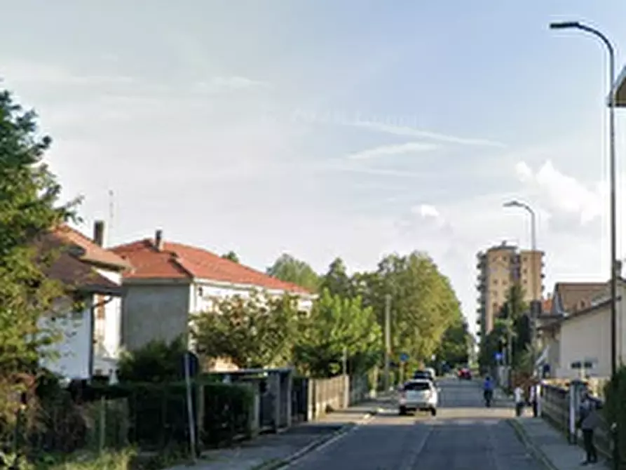 Immagine 11 di Appartamento in vendita  in Via Stelvio a Limbiate