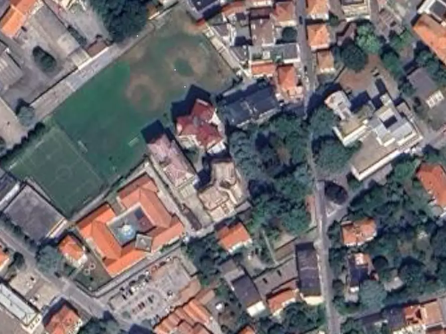 Immagine 14 di Negozio in vendita  in Via Alessandro Volta a Erba