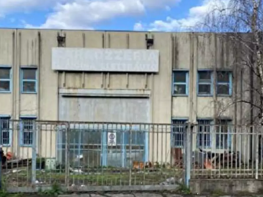 Immagine 1 di Capannone industriale in vendita  in Via Marche a Pieve Emanuele