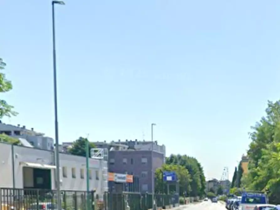 Immagine 5 di Capannone industriale in vendita  in Via Marche a Pieve Emanuele
