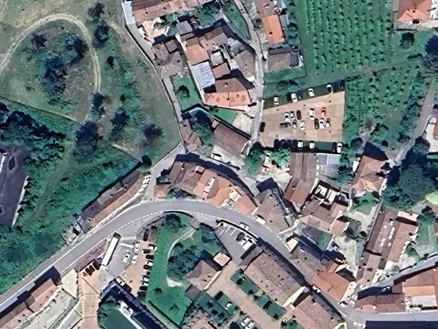 Immagine 11 di Appartamento in vendita  in Via Stievenazzi a Valdobbiadene