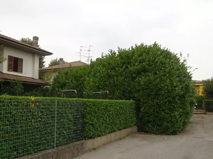 Immagine 3 di Porzione di villa in vendita  in Via delle Ortensie a Inzago