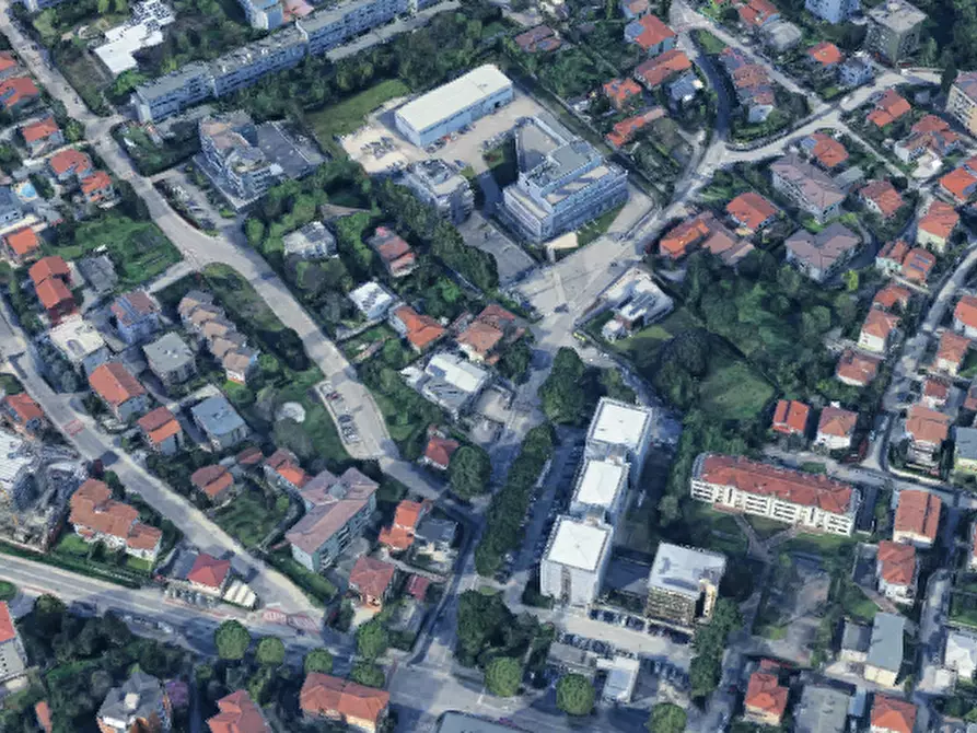 Immagine 15 di Ufficio in vendita  in Via Auronzo a Pordenone