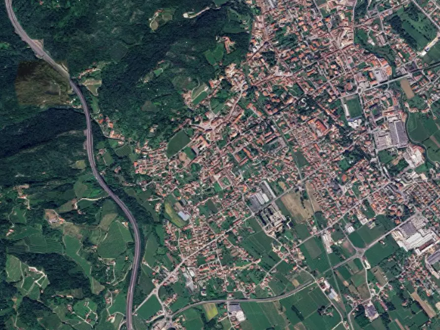 Immagine 17 di Porzione di casa in vendita  in Via Porcia a Vittorio Veneto