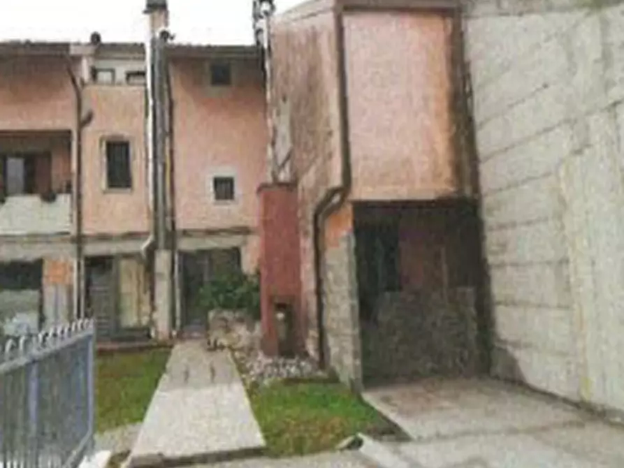 Immagine 4 di Appartamento in vendita  in Via Matteotti a Sant'ambrogio Di Valpolicella