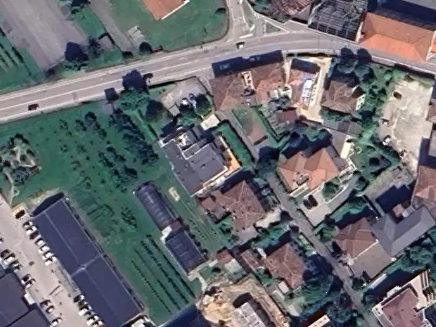 Immagine 1 di Posto auto in vendita  in Via Ippolito Nievo a Aquileia