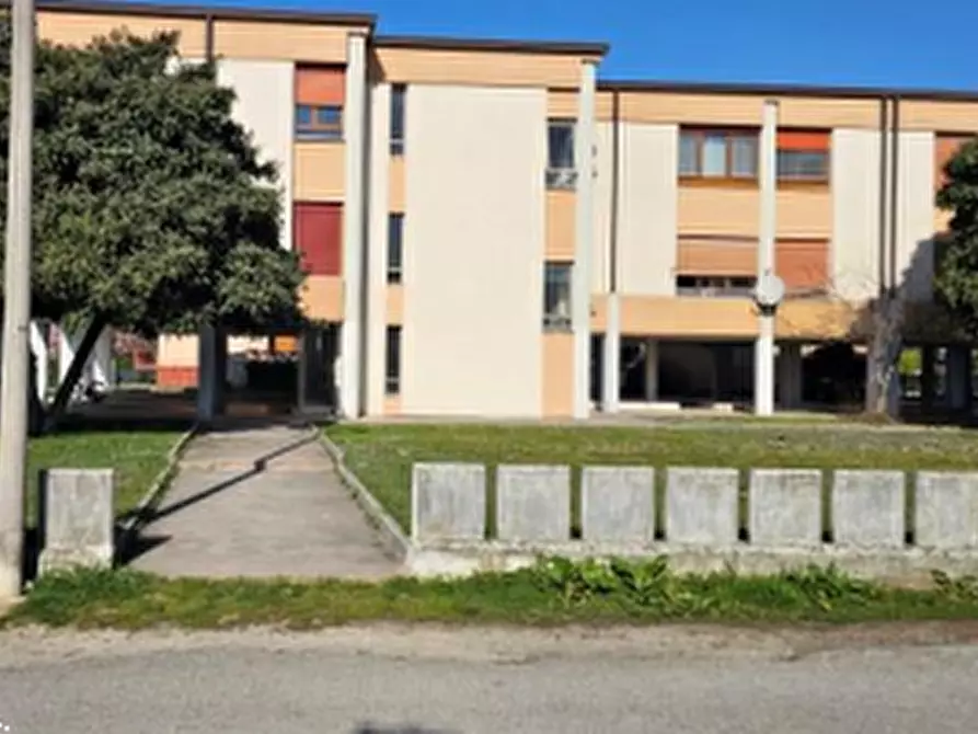 Immagine 3 di Appartamento in vendita  in Via Dante Alighieri  a Aviano