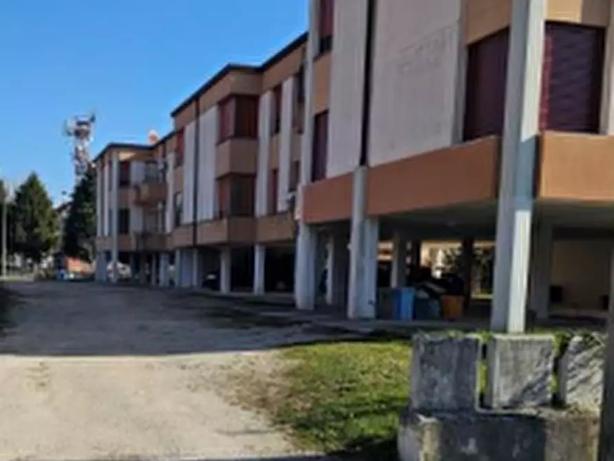 Immagine 4 di Appartamento in vendita  in Via Dante Alighieri  a Aviano