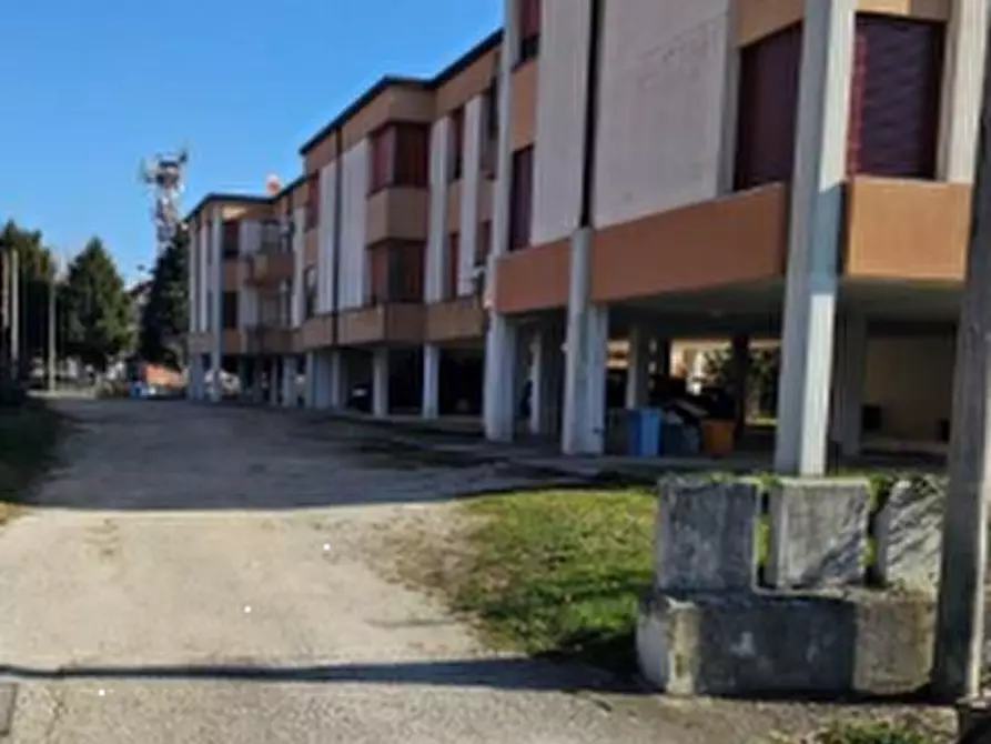 Immagine 8 di Appartamento in vendita  in Via Dante Alighieri  a Aviano