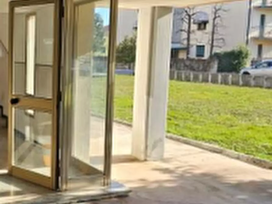 Immagine 9 di Appartamento in vendita  in Via Dante Alighieri  a Aviano