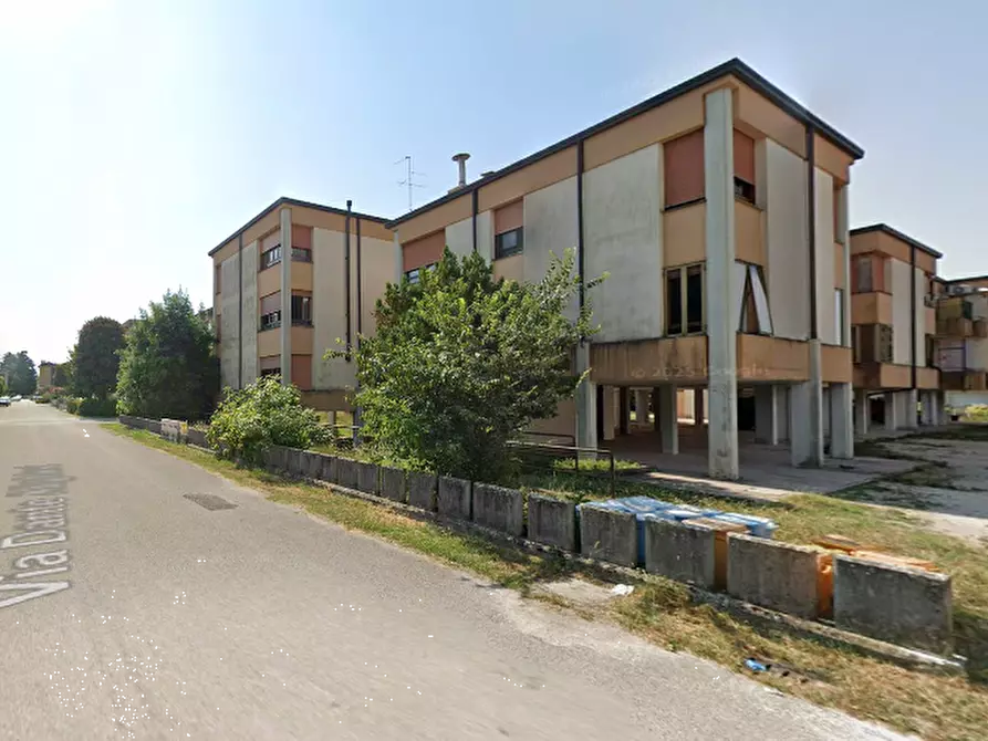 Immagine 23 di Appartamento in vendita  in Via Dante Alighieri  a Aviano