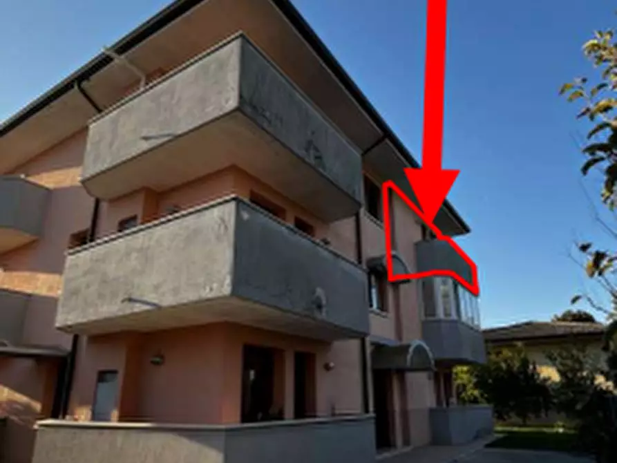 Immagine 2 di Appartamento in vendita  in Via Roma a Pravisdomini