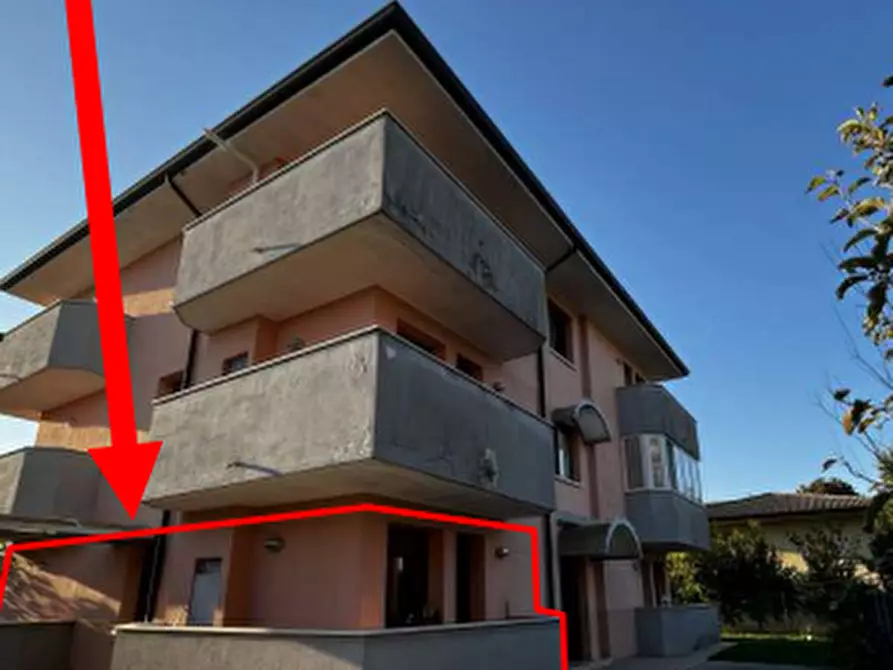 Immagine 2 di Appartamento in vendita  in Via Roma a Pravisdomini