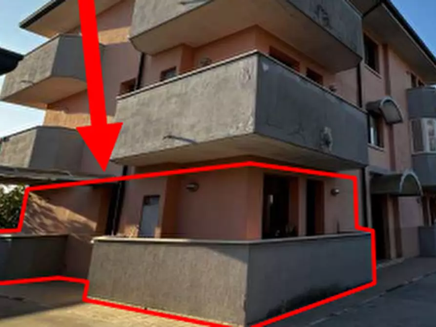 Immagine 3 di Appartamento in vendita  in Via Roma a Pravisdomini