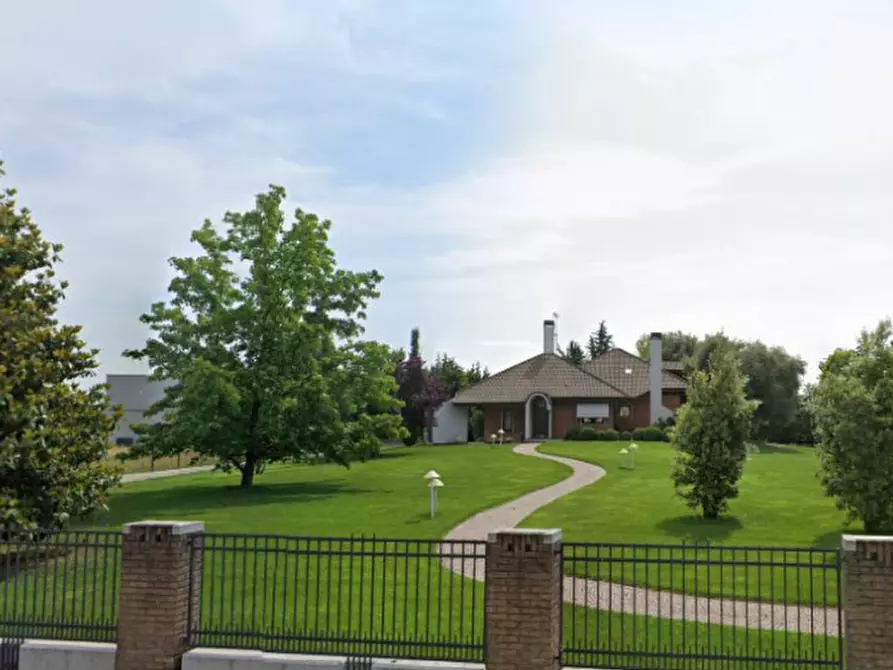 Immagine 3 di Casa bifamiliare in vendita  in Via del Sile  a Pordenone