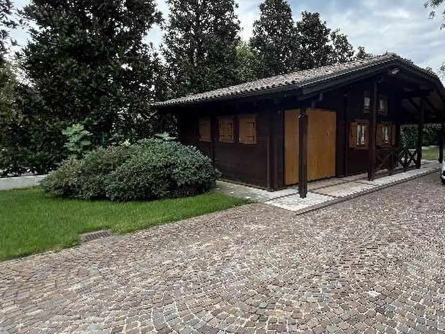 Immagine 8 di Casa bifamiliare in vendita  in Via del Sile  a Pordenone