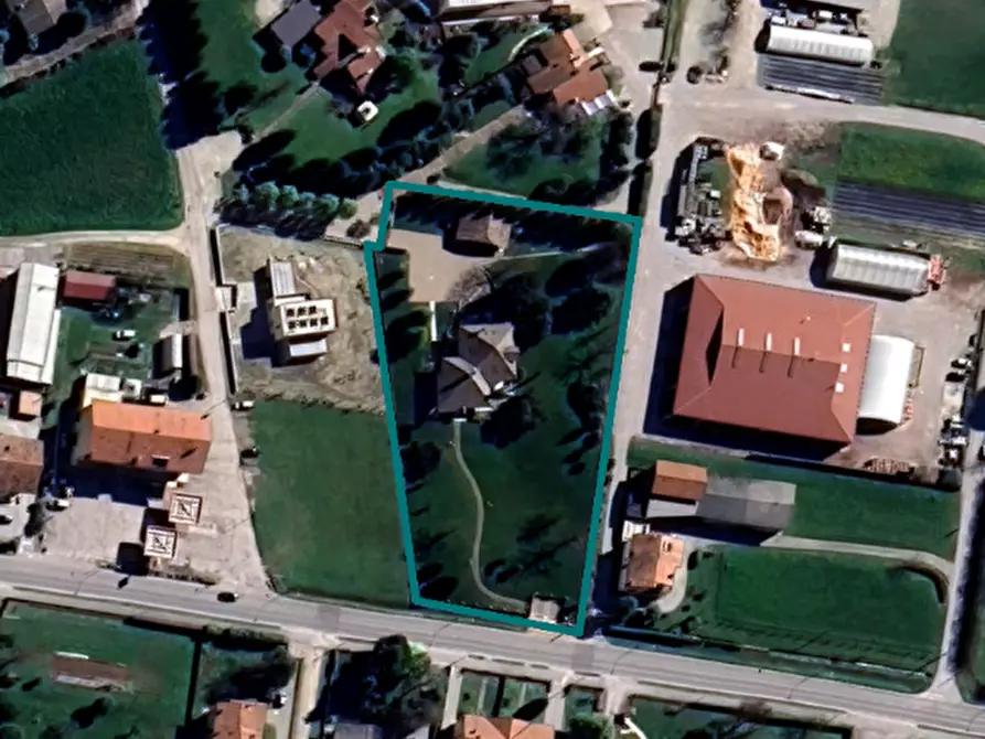 Immagine 9 di Casa bifamiliare in vendita  in Via del Sile  a Pordenone