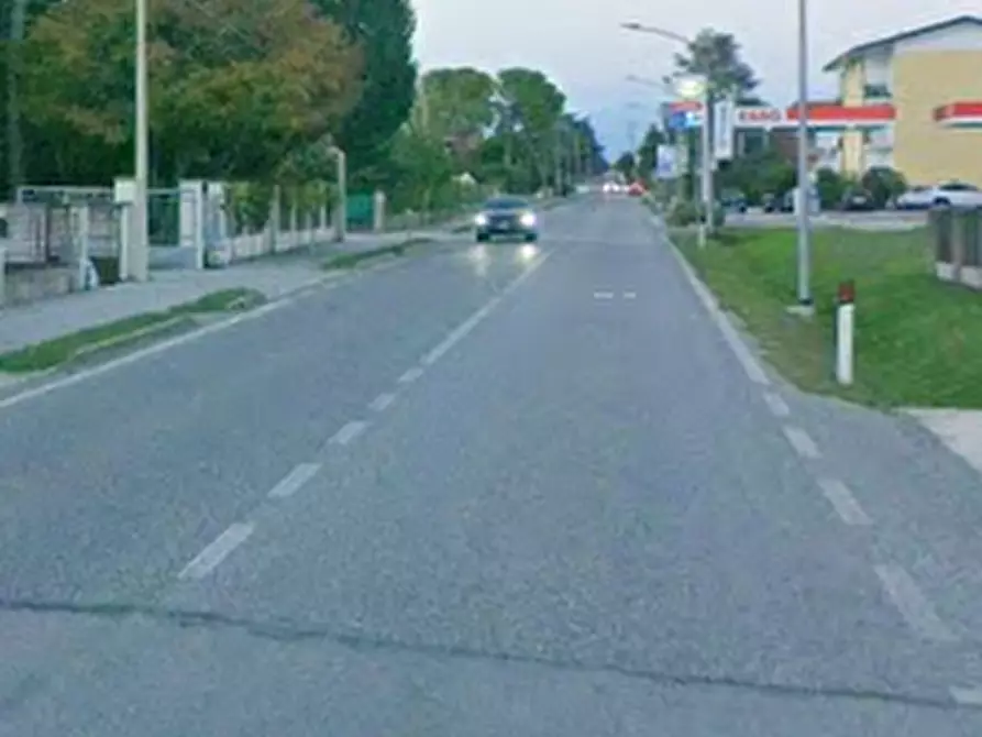 Immagine 11 di Casa bifamiliare in vendita  in Via del Sile  a Pordenone